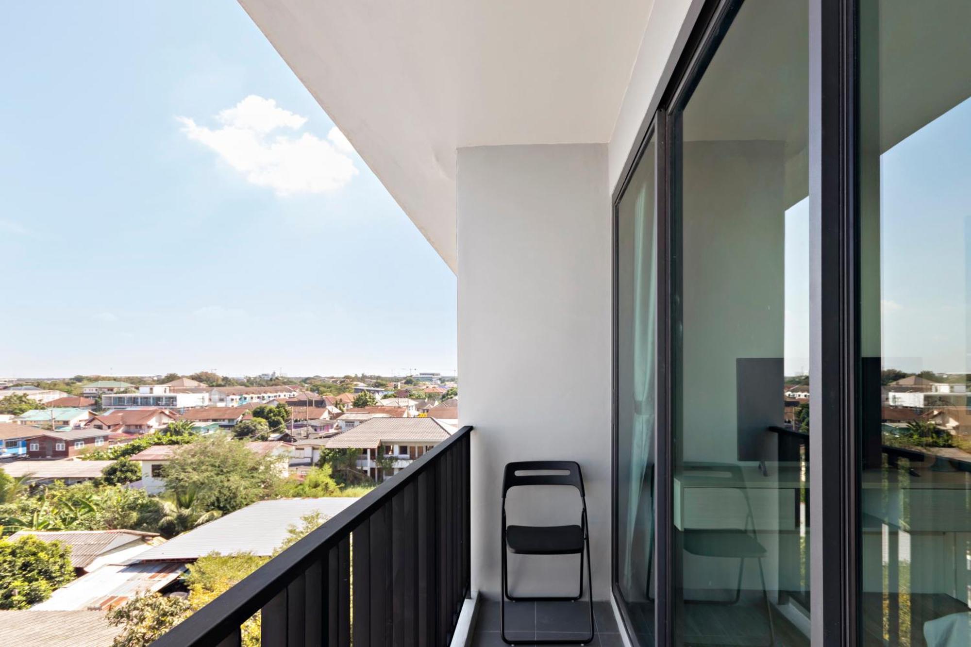 Ferienwohnung Nidhra นิทรา Ban Lat Krachaeng Exterior foto