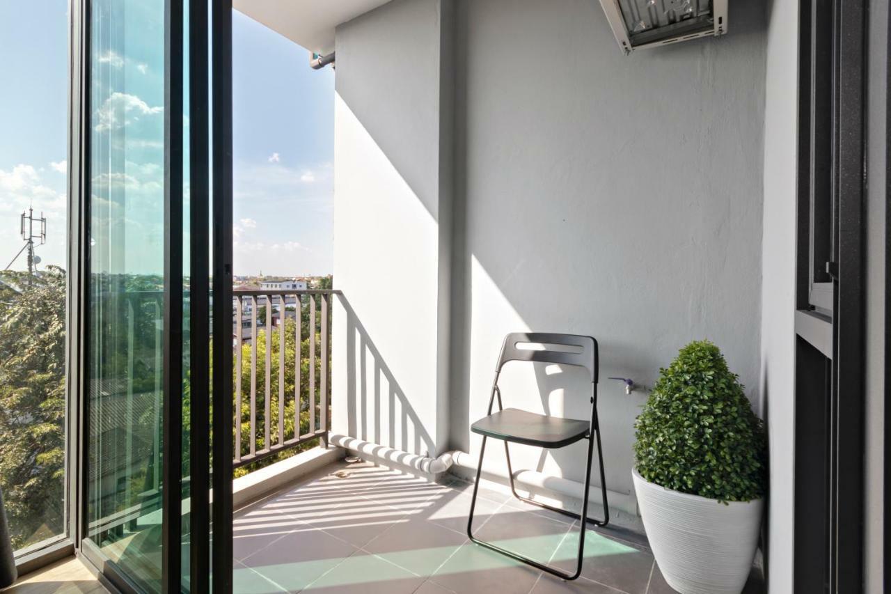 Ferienwohnung Nidhra นิทรา Ban Lat Krachaeng Exterior foto