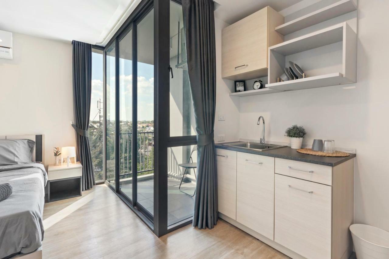 Ferienwohnung Nidhra นิทรา Ban Lat Krachaeng Exterior foto